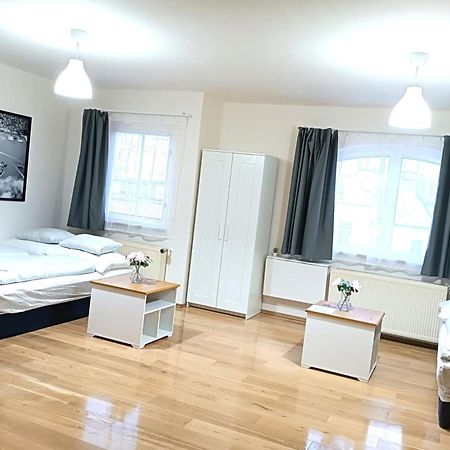 City Castle Aparthotel Praga Zewnętrze zdjęcie