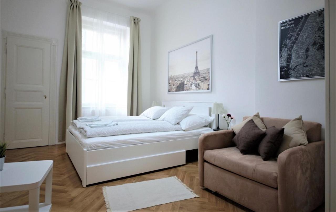 City Castle Aparthotel Praga Zewnętrze zdjęcie